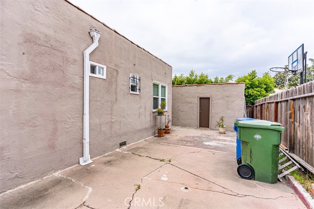 Detail Gallery Image 18 of 18 For 8462 S Denker Ave, Los Angeles,  CA 90047 - 2 Beds | 2 Baths