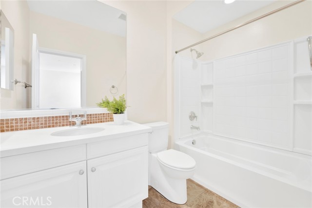 873 Terrace Lane W, Diamond Bar CA: https://media.crmls.org/medias/5ffde1e9-58f8-48e1-ac0b-278d251d482e.jpg