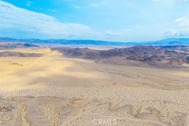 67859 Valle Vista Road, 29 Palms CA: https://media.crmls.org/medias/5ffe0d59-614e-495d-a6e0-814fe9d4f153.jpg