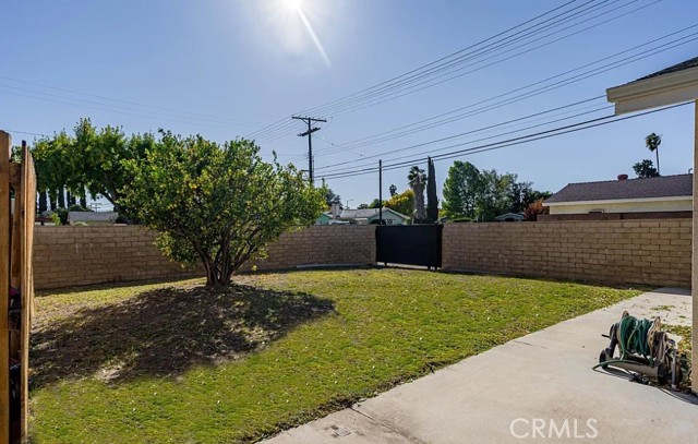7101 Fallbrook Avenue, West Hills CA: https://media.crmls.org/medias/5ffee2f8-6e60-40a9-86ce-2dca14b0d9fe.jpg