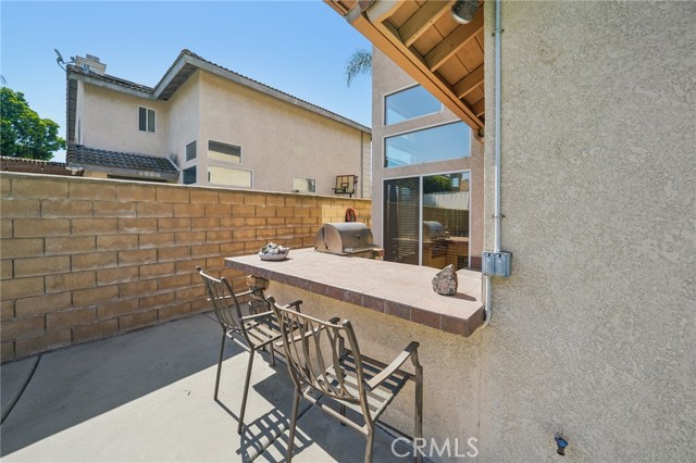 6586 Manzanita Court, Chino CA: https://media.crmls.org/medias/5ffef117-141e-494a-a232-a72bb0fbd000.jpg