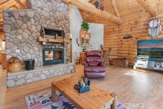 Detail Gallery Image 49 of 73 For 826 Boulder Rd, Big Bear Lake,  CA 92315 - 2 Beds | 2/1 Baths