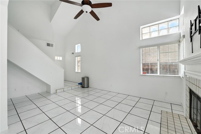 Detail Gallery Image 4 of 55 For 113 Cimarron St, La Puente,  CA 91744 - 3 Beds | 3 Baths