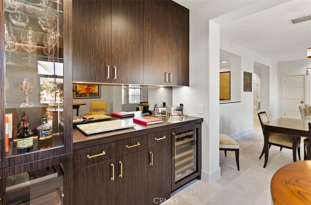 MLS #OC25243202 image #16