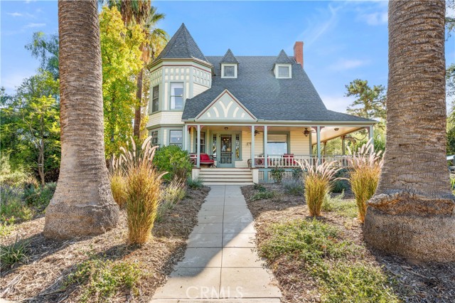 Detail Gallery Image 1 of 56 For 1416 Elizabeth Crest, Redlands,  CA 92373 - 4 Beds | 2/1 Baths