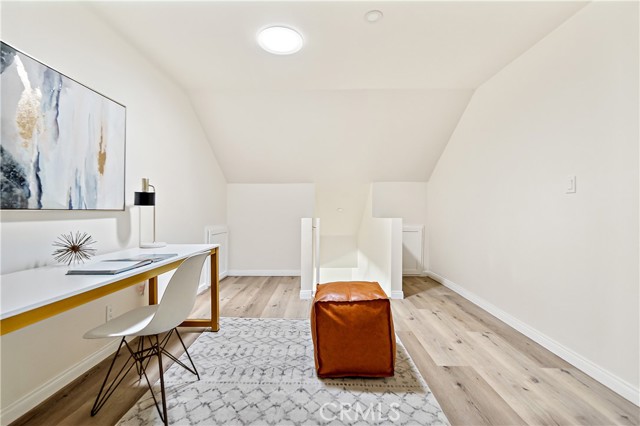 Detail Gallery Image 27 of 52 For 1251 Leighton Ave #1251,  Los Angeles,  CA 90037 - 5 Beds | 2 Baths