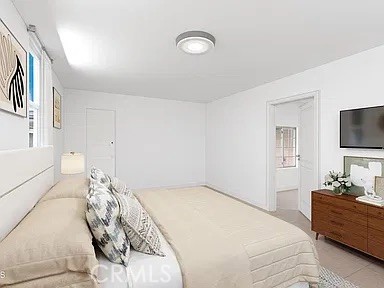 435 West 1st Street, 1 photo 8
