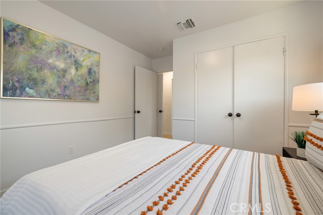 11012 Montgomery Avenue, Granada Hills CA: https://media.crmls.org/medias/6002ce1d-2a83-4d66-a0f9-67d502192135.jpg