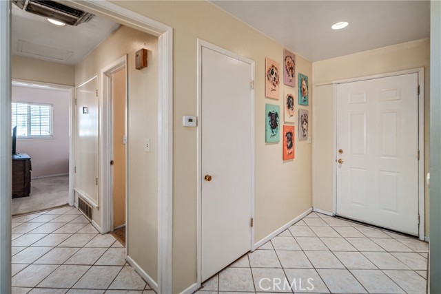 Detail Gallery Image 3 of 28 For 38749 22nd St, Palmdale,  CA 93550 - 4 Beds | 2 Baths