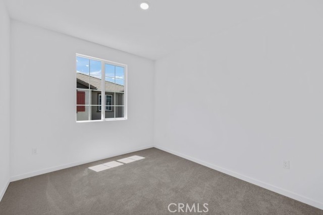 Detail Gallery Image 14 of 21 For 32753 Manhattan Ave, Winchester,  CA 92596 - 3 Beds | 2/1 Baths