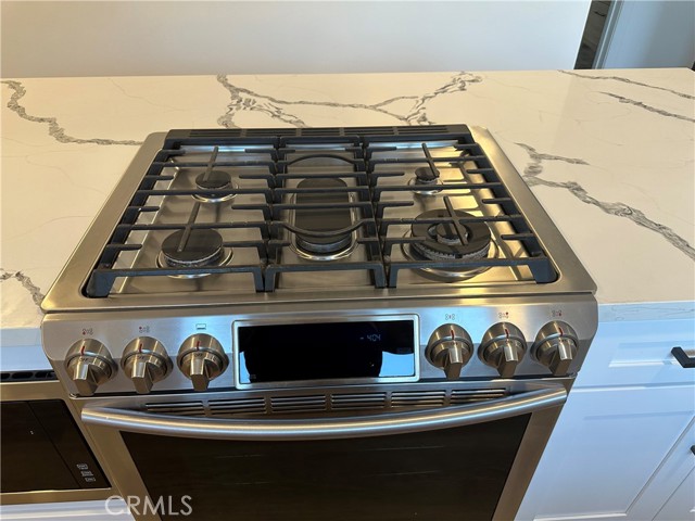 632 Truly, Vista CA: https://media.crmls.org/medias/60045561-acad-4248-8d38-c5239f921f17.jpg