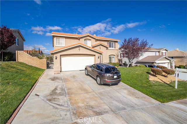 Detail Gallery Image 2 of 28 For 38661 Annette Ave, Palmdale,  CA 93551 - 5 Beds | 2/1 Baths