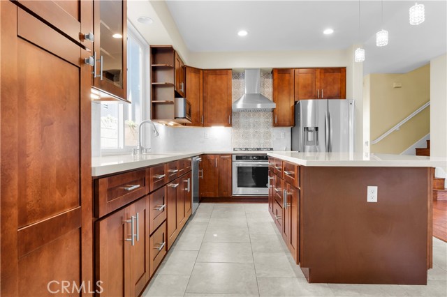 29 Mount Vernon, Irvine CA: https://media.crmls.org/medias/60064bbb-2dac-437a-81d8-9e9a0086a650.jpg