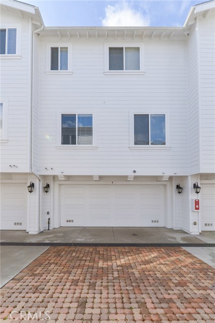 129 Broadway, Redondo Beach, California 90277, 3 Bedrooms Bedrooms, ,3 BathroomsBathrooms,Residential,Sold,Broadway,PV17006440