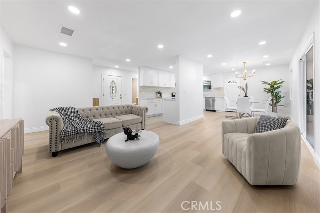 Detail Gallery Image 8 of 24 For 1326 Mayland Ave, La Puente,  CA 91746 - 4 Beds | 2 Baths