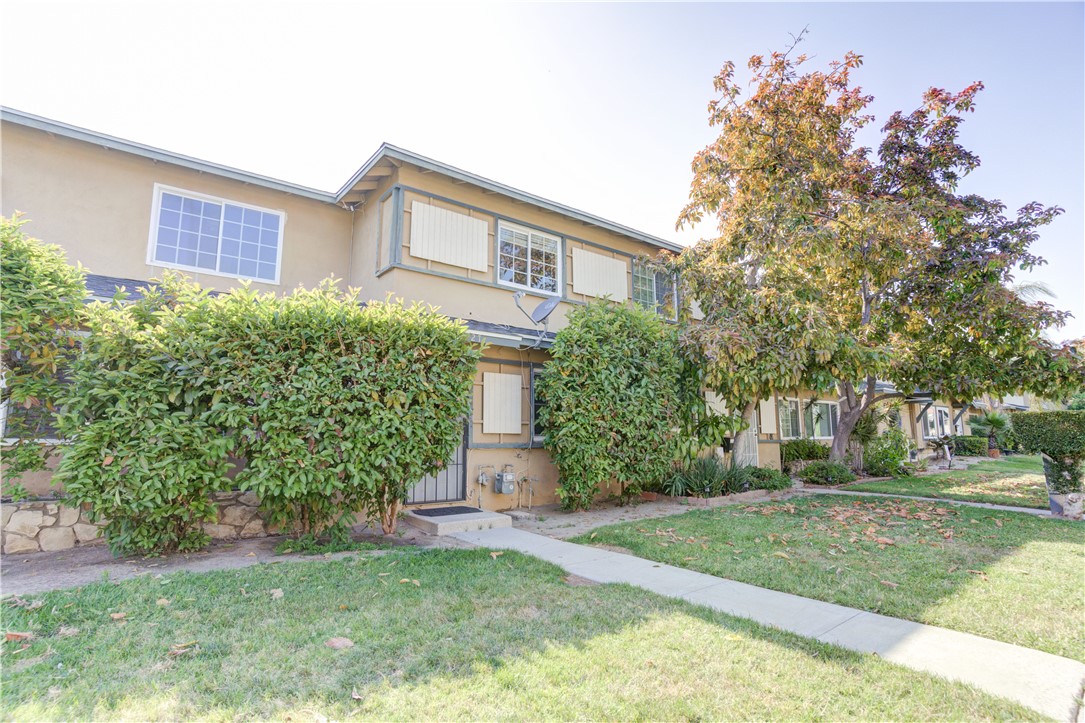 12927 Mesquite Ln, Norwalk, CA 90650