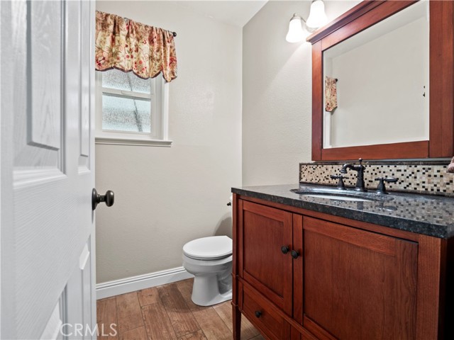 Detail Gallery Image 15 of 41 For 28428 Avion Cir, Castaic,  CA 91384 - 3 Beds | 2/1 Baths
