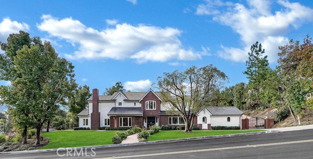 Detail Gallery Image 2 of 71 For 1962 Lower Lake Dr, North Tustin,  CA 92705 - 6 Beds | 7/1 Baths