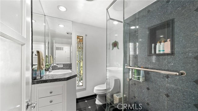 12032 S Circle Drive, Whittier CA: https://media.crmls.org/medias/600a9824-a69e-4409-a715-018305e6ebee.jpg