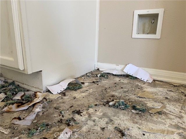 Detail Gallery Image 17 of 50 For 14577 Crossing, Victorville,  CA 92394 - 3 Beds | 2/1 Baths