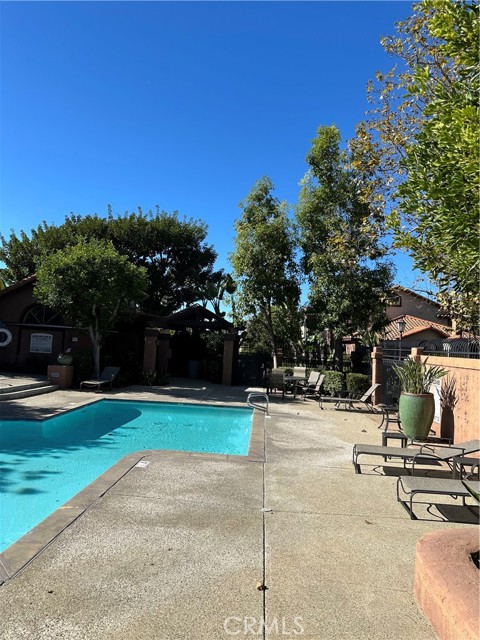 Detail Gallery Image 9 of 12 For 74 Flor De Sol #53,  Rancho Santa Margarita,  CA 92688 - 2 Beds | 2 Baths