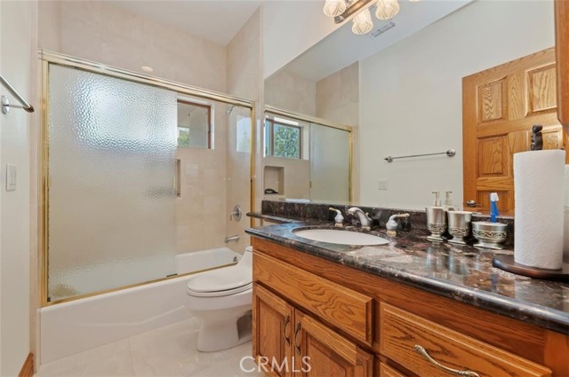 Detail Gallery Image 26 of 43 For 6975 Wyndham Hill Dr, Riverside,  CA 92506 - 4 Beds | 4/1 Baths