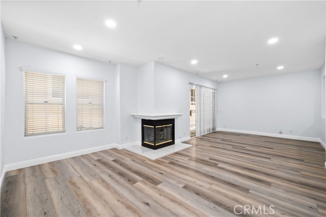 4259 Fulton Avenue, Sherman Oaks CA: https://media.crmls.org/medias/600bdce5-2d82-4010-a14f-d42df7e21d83.jpg