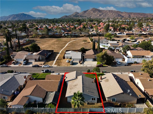 Detail Gallery Image 31 of 33 For 25403 Las Palomas Dr, Moreno Valley,  CA 92557 - 3 Beds | 2 Baths