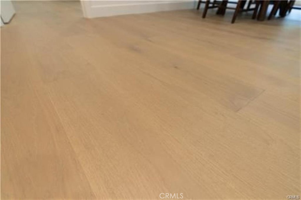 https://media.crmls.org/medias/600d2e2f-40cb-4ccc-b245-f36ad79edff5.jpg?preset=X-Large