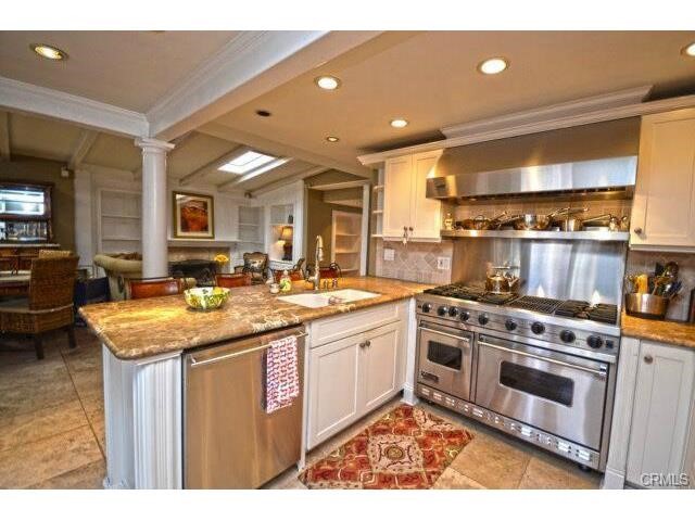 Detail Gallery Image 13 of 24 For 16767 Bayview Dr, Sunset Beach,  CA 92649 - 3 Beds | 2 Baths
