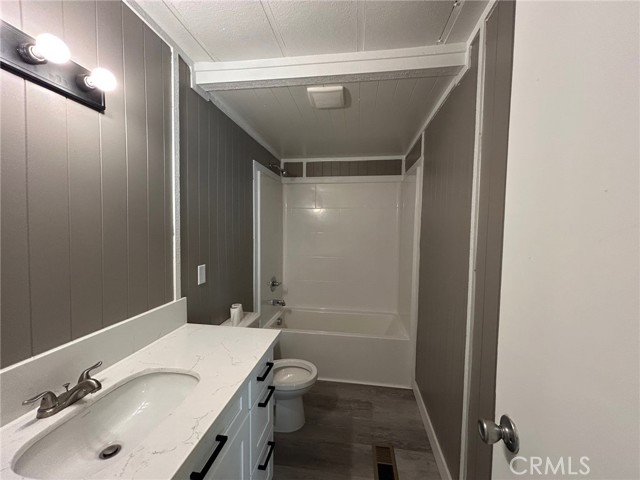 Detail Gallery Image 4 of 21 For 20792 Palomar, Wildomar,  CA 92595 - 4 Beds | 2 Baths