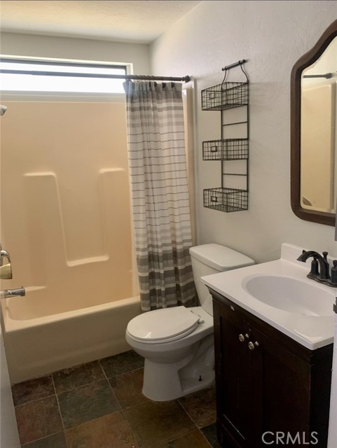 Detail Gallery Image 5 of 12 For 32720 Webb Drive, Wildomar,  CA 92595 - 3 Beds | 2 Baths