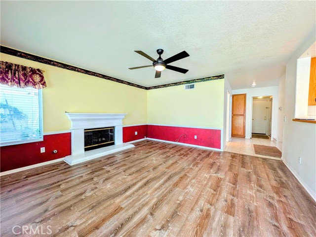 7754 Fox Tail Court, Highland CA: https://media.crmls.org/medias/600dc944-a088-43d7-96b4-1f14a442ba2f.jpg