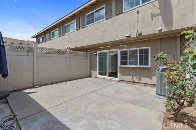 Detail Gallery Image 28 of 56 For 11879 Sungrove Cir, Garden Grove,  CA 92840 - 3 Beds | 2/1 Baths