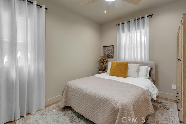 1123 E Ocean Blvd, Long Beach CA: https://media.crmls.org/medias/600e4556-c02b-4eab-be67-f4b8c07b758f.jpg