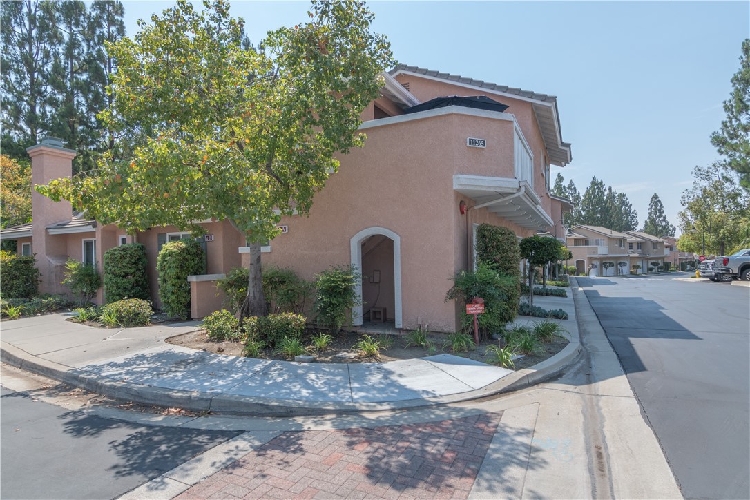 Detail Gallery Image 1 of 1 For 11265 Terra Vista #U39,  Rancho Cucamonga,  CA 91730 - 2 Beds | 2 Baths