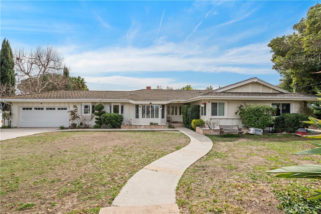 1154 La Jolla Drive