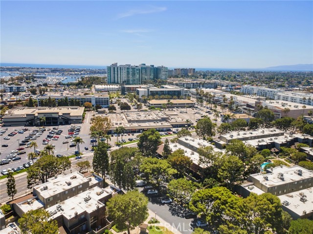 4320 Glencoe Avenue, Marina del Rey CA: https://media.crmls.org/medias/60113919-005f-40b5-b61f-b09290e582fc.jpg