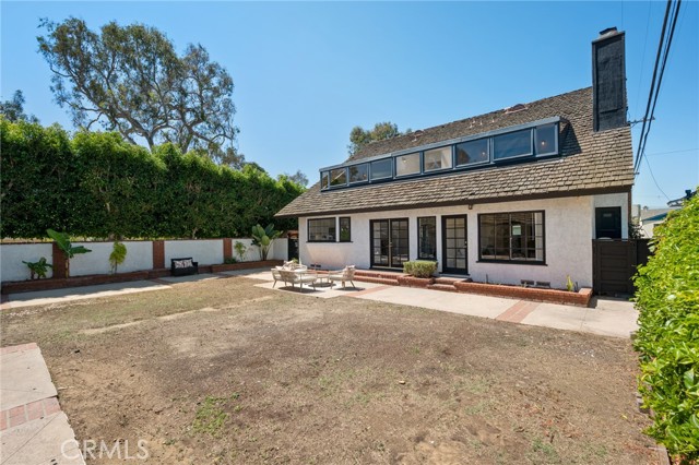 1122 Cranbrook Avenue, Torrance CA: https://media.crmls.org/medias/60118979-acaf-45ad-b8d6-3ca7b25d735c.jpg