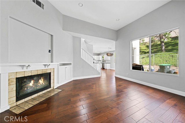 Detail Gallery Image 4 of 20 For 10016 Albee Ave, Tustin,  CA 92782 - 4 Beds | 3 Baths