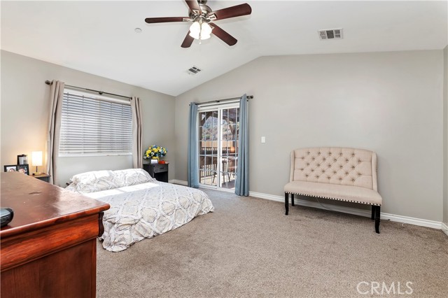 Detail Gallery Image 12 of 29 For 17525 Bodkin Ave, Lake Elsinore,  CA 92530 - 3 Beds | 2/1 Baths