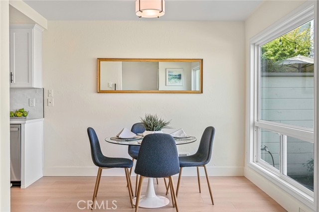 54 Cresta Verde Drive, Rolling Hills Estates CA: https://media.crmls.org/medias/6013b34c-95fc-468a-a46a-31429e5ce50b.jpg