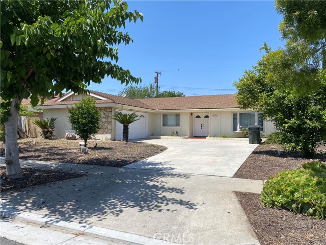 2241 E Oshkosh Ave, Anaheim, CA 92806