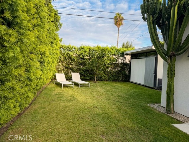 2932 Edgehill photo 39