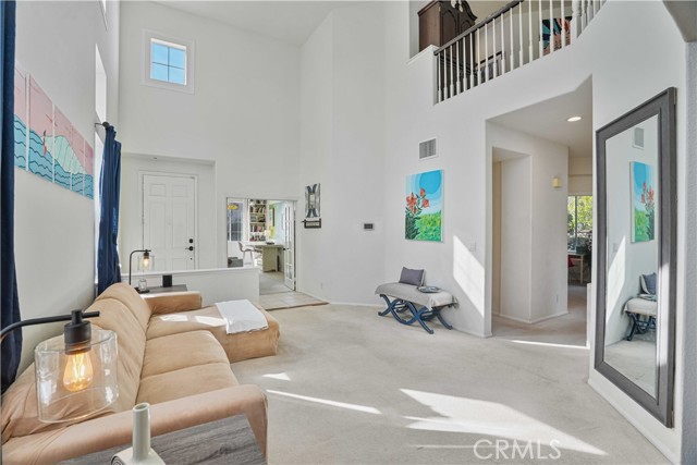 Detail Gallery Image 4 of 45 For 27624 Briarcliff Pl, Valencia,  CA 91354 - 5 Beds | 3 Baths