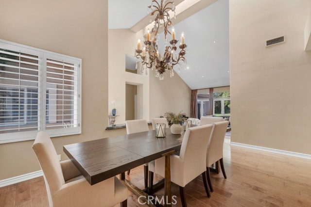 Detail Gallery Image 20 of 60 For 4228 Saddlecrest Ln, Westlake Village,  CA 91361 - 4 Beds | 3/1 Baths