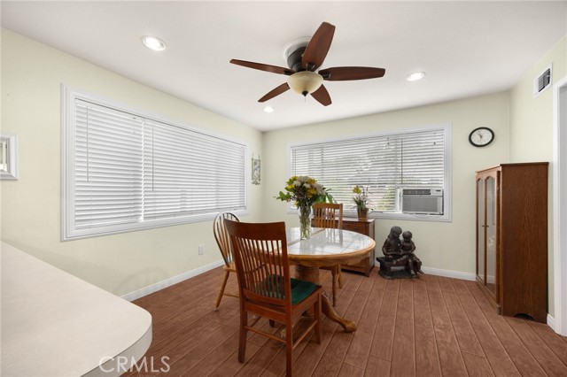 Detail Gallery Image 23 of 31 For 12526 Chadwell, Lakewood,  CA 90715 - 3 Beds | 2 Baths