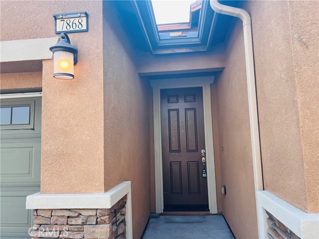 Detail Gallery Image 2 of 39 For 7868 Sea Salt Ave, Fontana,  CA 92336 - 4 Beds | 3/1 Baths