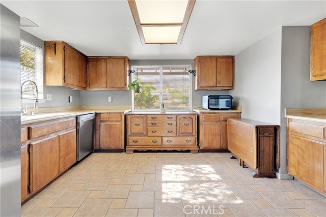 Detail Gallery Image 5 of 45 For 32862 Carnelian Rd, Lucerne Valley,  CA 92356 - 2 Beds | 2 Baths