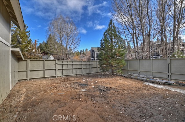 747 Boulder Bay, Big Bear Lake CA: https://media.crmls.org/medias/6019e36b-fcc8-4a88-b7a4-c94bf4339154.jpg
